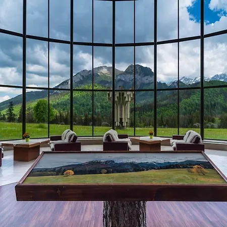 Montfort Wellness & Tatranska Javorina Poprad